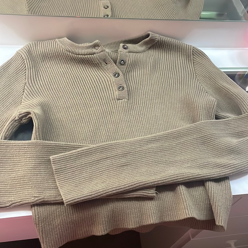 brandy melville brown long sleeve shirt with buttons